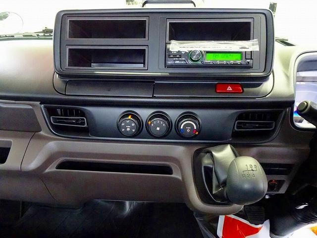 MITSUBISHI CANTER 2025 Image 31