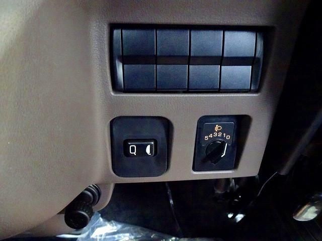 MITSUBISHI CANTER 2025 Image 31