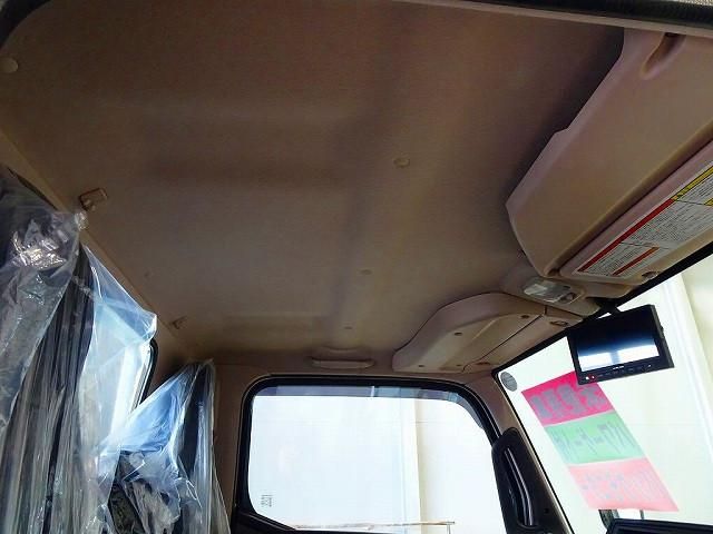 MITSUBISHI CANTER 2025 Image 31