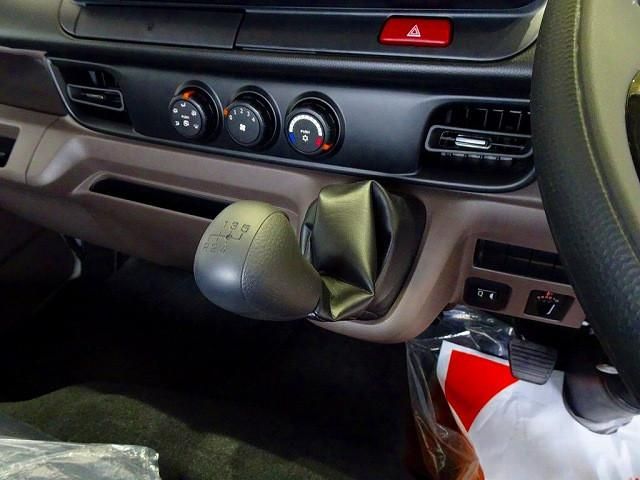 MITSUBISHI CANTER 2025 Image 31