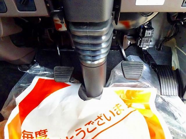 MITSUBISHI CANTER 2025 Image 31