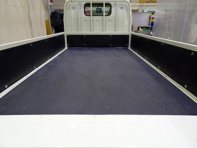 MITSUBISHI CANTER 2025 Image 31