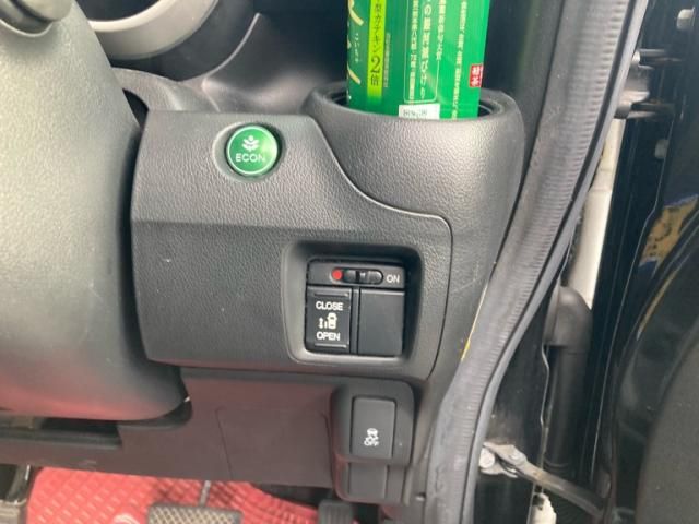 HONDA N BOX CUSTOM 2014 Image 31