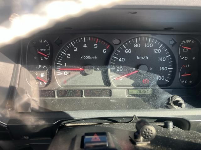 TOYOTA LANDCRUISER VAN 2002 Image 31