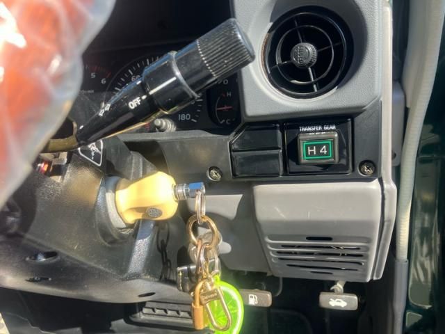 TOYOTA LANDCRUISER VAN 2002 Image 31