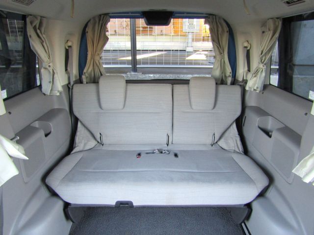 HONDA STEPWAGON 2012 Image 31