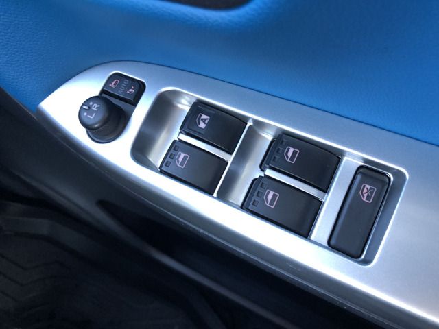 DAIHATSU CAST ACTIVA 2017 Image 31