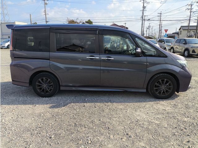 HONDA STEPWAGON SPADA 2015 Image 31