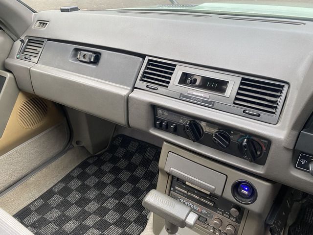 TOYOTA SOARER 1982 Image 31