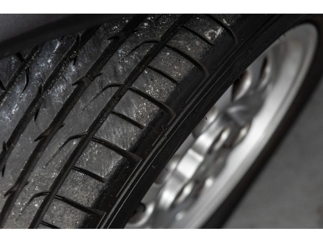 PEUGEOT 205 1988 Image 31