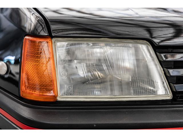 PEUGEOT 205 1988 Image 31