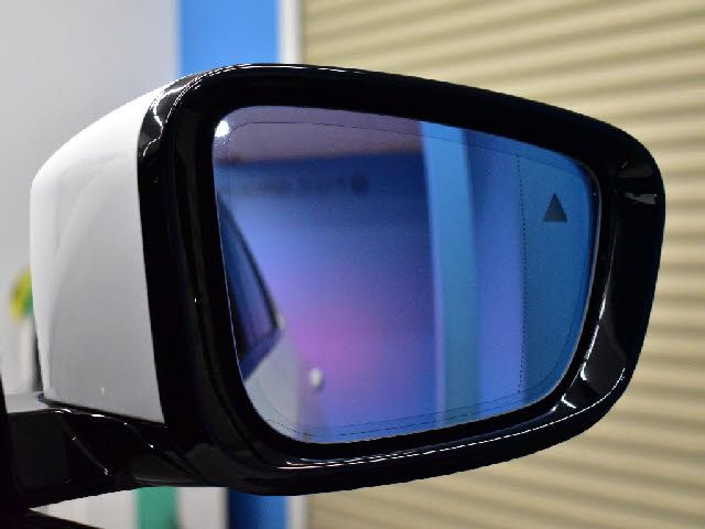 BMW 5SERIES SEDAN 2017 Image 31