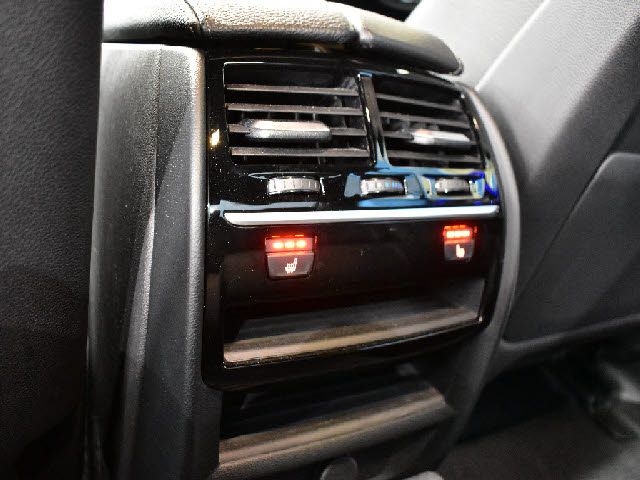 BMW 5SERIES SEDAN 2017 Image 31