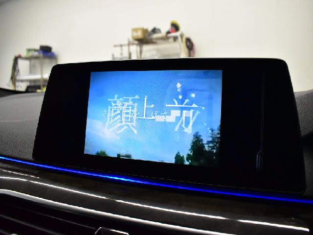 BMW 5SERIES SEDAN 2017 Image 31