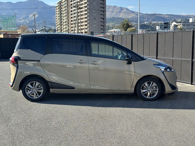 TOYOTA SIENTA HYBRID 2020 Image 31
