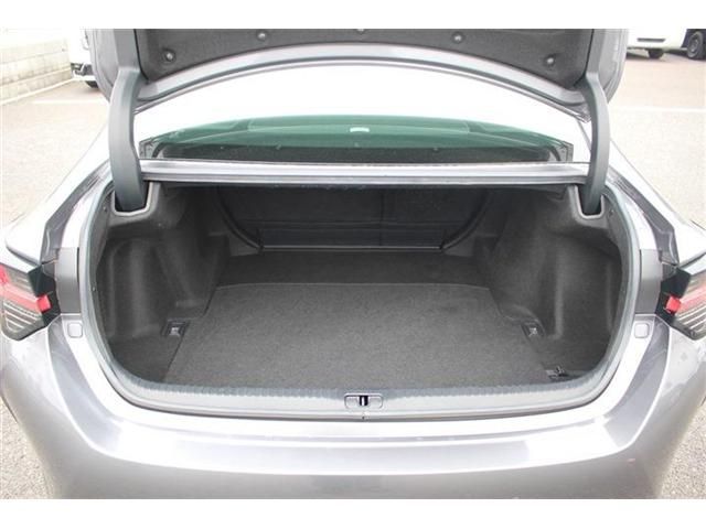 TOYOTA LEXUS RC350 2019 Image 31