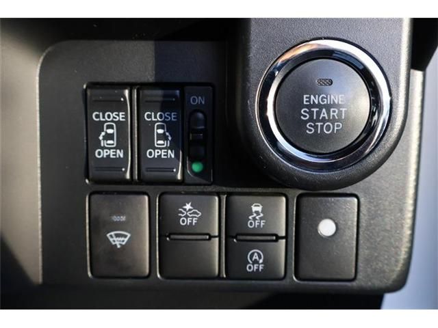 TOYOTA TANK 4WD 2016 Image 31