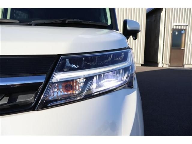 TOYOTA TANK 4WD 2016 Image 31