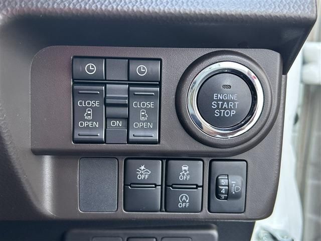 TOYOTA ROOMY 2021 Image 31