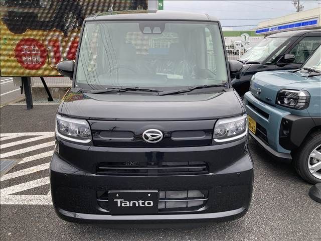 DAIHATSU TANTO 2025 Image 31