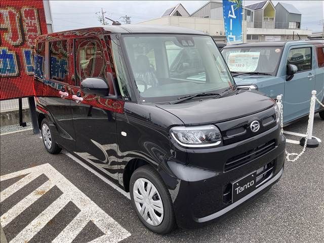 DAIHATSU TANTO 2025 Image 31