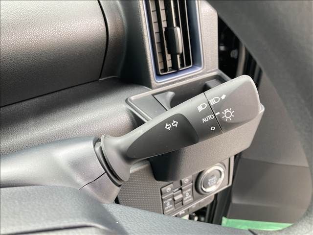 DAIHATSU TANTO 2025 Image 31