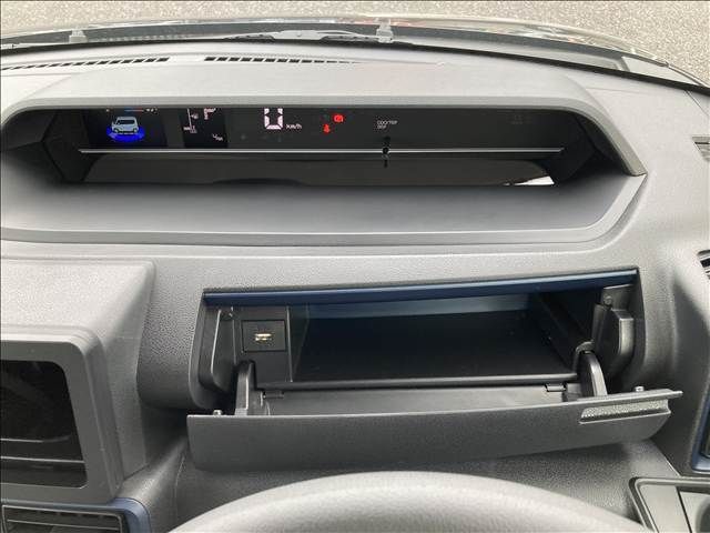 DAIHATSU TANTO 2025 Image 31