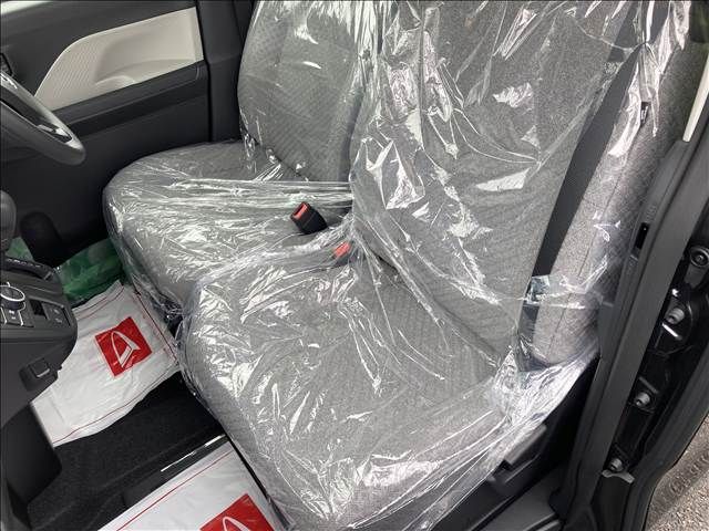 DAIHATSU TANTO 2025 Image 31