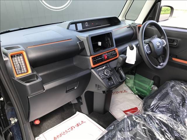 DAIHATSU TANTO FAN CROSS 2025 Image 31