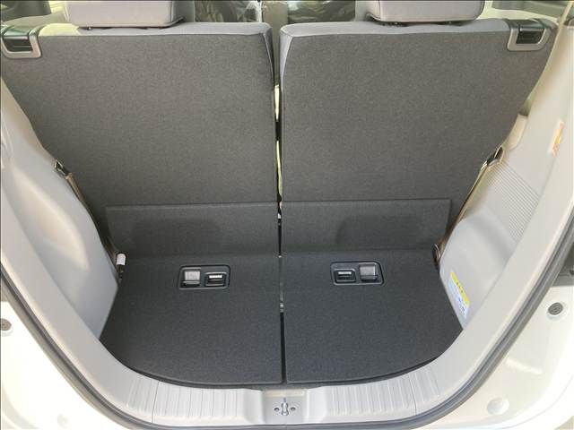 HONDA N BOX 2025 Image 31