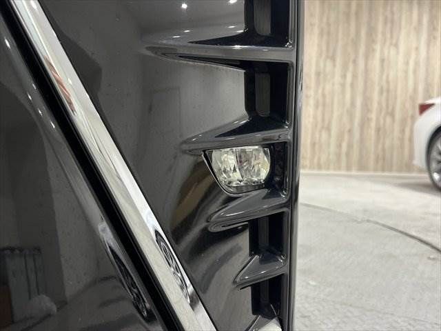 TOYOTA VOXY HYBRID 2017 Image 31