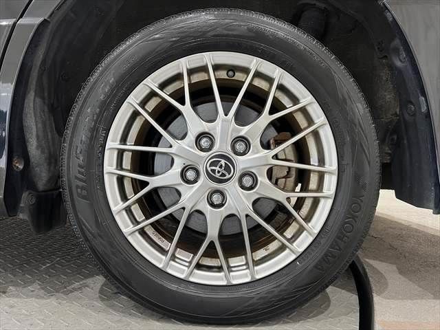 TOYOTA VOXY HYBRID 2017 Image 31