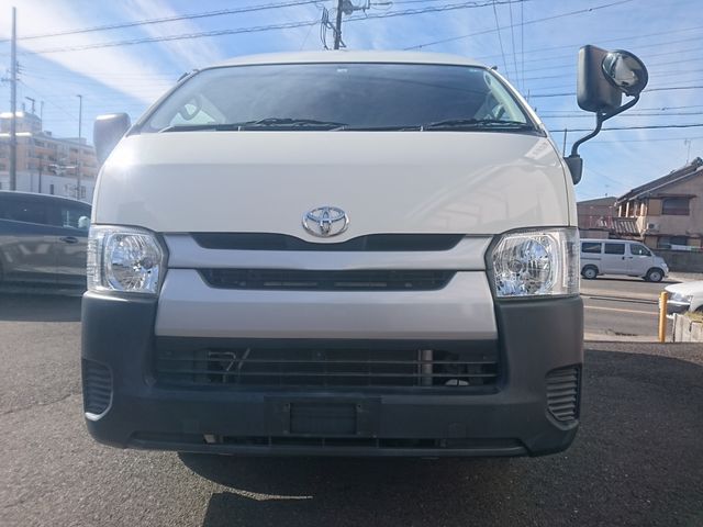 TOYOTA HIACE VAN 2WD 2019 Image 31