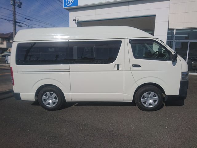 TOYOTA HIACE VAN 2WD 2019 Image 31