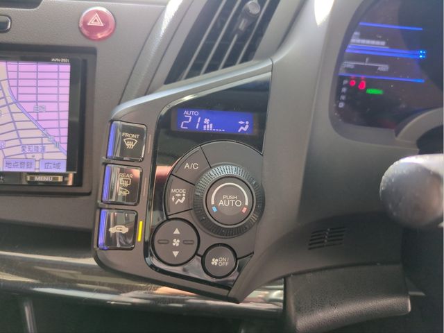 HONDA CR-Z 2013 Image 31