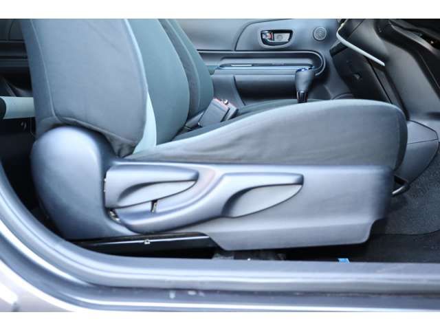 TOYOTA AQUA 2014 Image 31