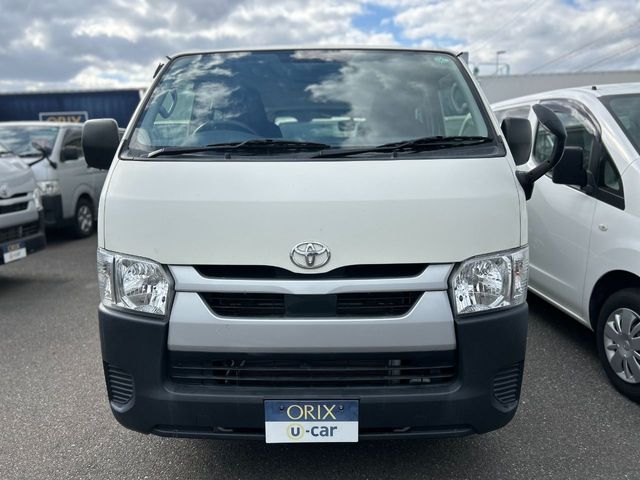 TOYOTA HIACE VAN 1.15T 2WD 2020 Image 31