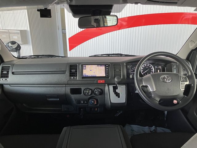 TOYOTA HIACE VAN 4WD 2020 Image 31