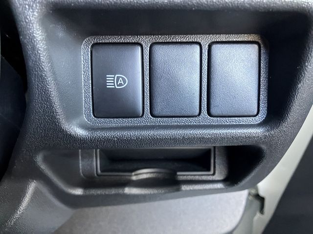 TOYOTA HIACE VAN 4WD 2020 Image 31