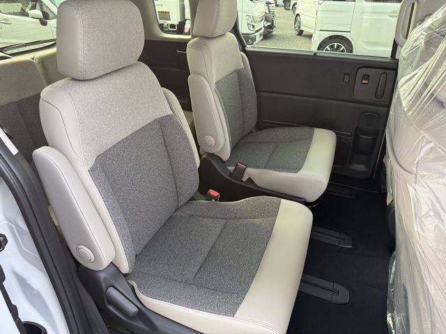 HONDA FREED E:HEV 2025 Image 31