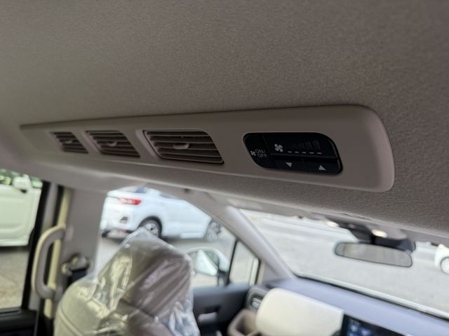 HONDA FREED E:HEV 2025 Image 31