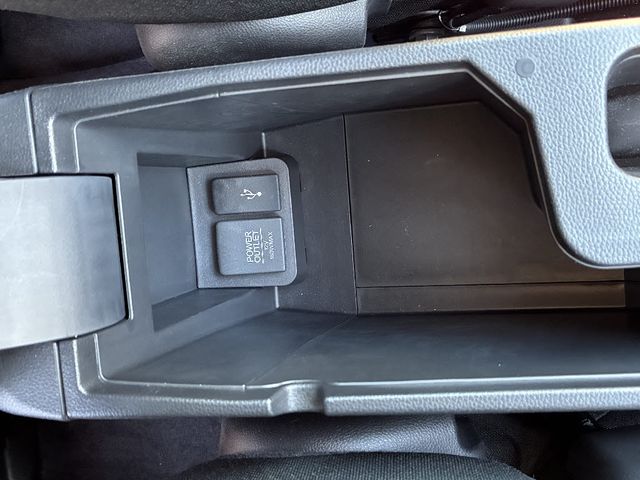 HONDA FIT HYBRID 2015 Image 31