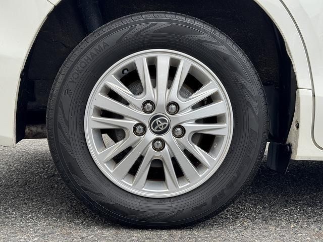 TOYOTA VOXY 2014 Image 31