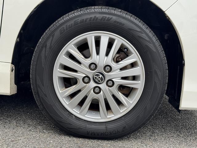 TOYOTA VOXY 2014 Image 31