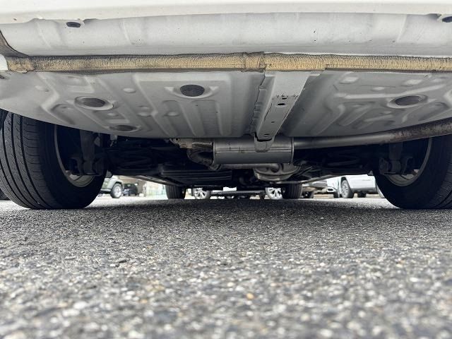 TOYOTA VOXY 2014 Image 31