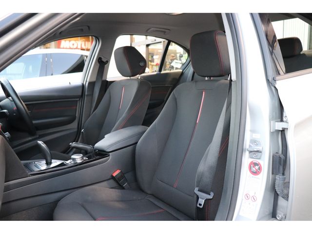 BMW 3SERIES SEDAN 2014 Image 31