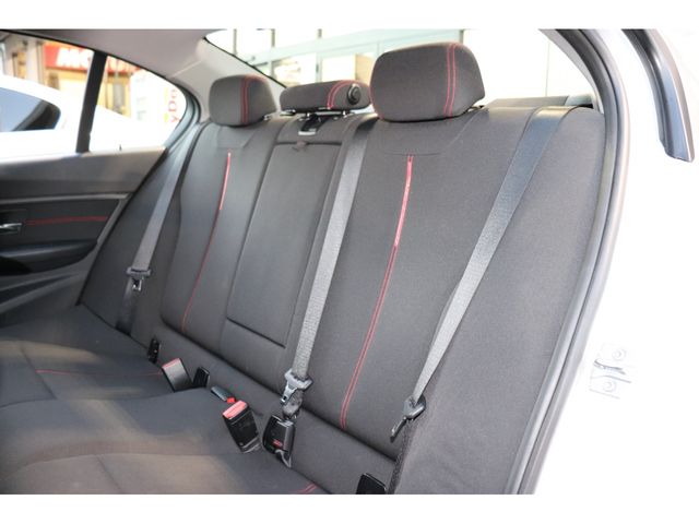 BMW 3SERIES SEDAN 2014 Image 31