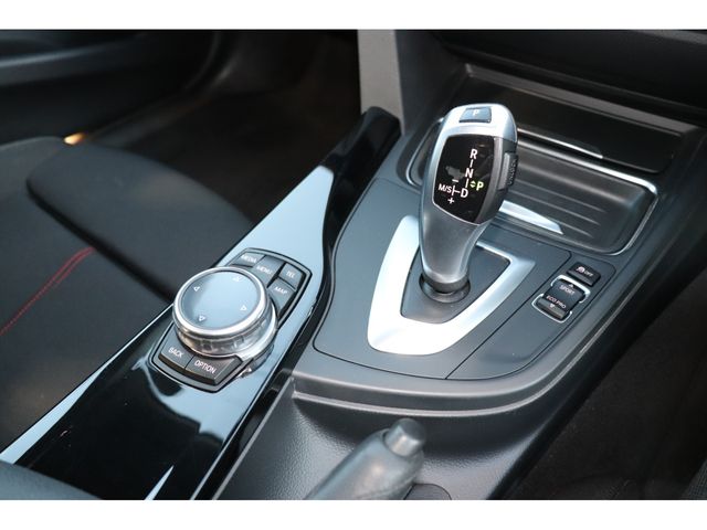 BMW 3SERIES SEDAN 2014 Image 31