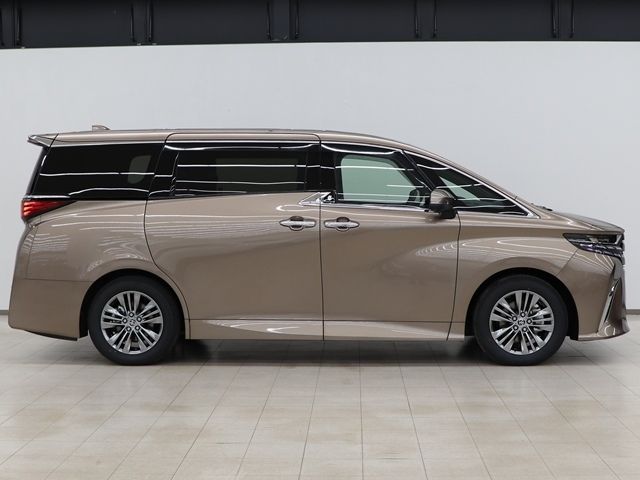 TOYOTA ALPHARD HYBRID 2025 Image 31