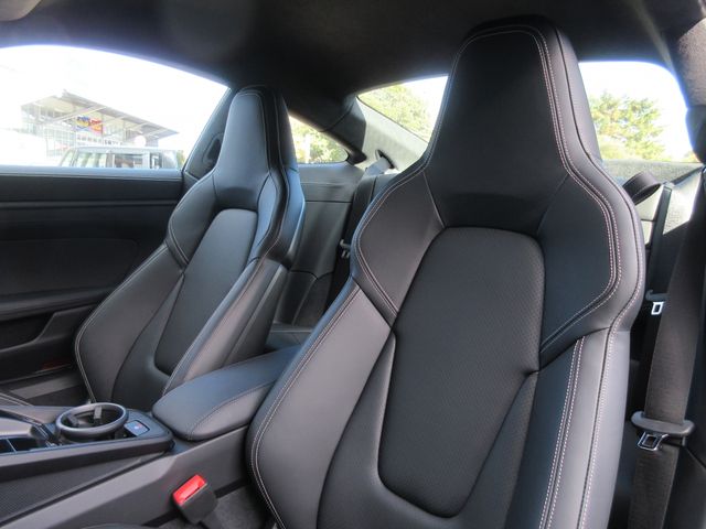 PORSCHE 911 2025 Image 31